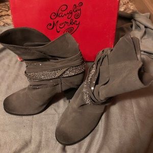 Naughty Monkey Taupe "Santa Anna" Boots